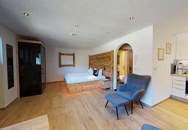 apartmenttischner03252022_121817.jpg